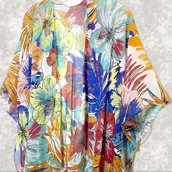 NWT FRANCESCA’S Tropical Floral Sheer Kimono, One Size - Picture 4 of 8